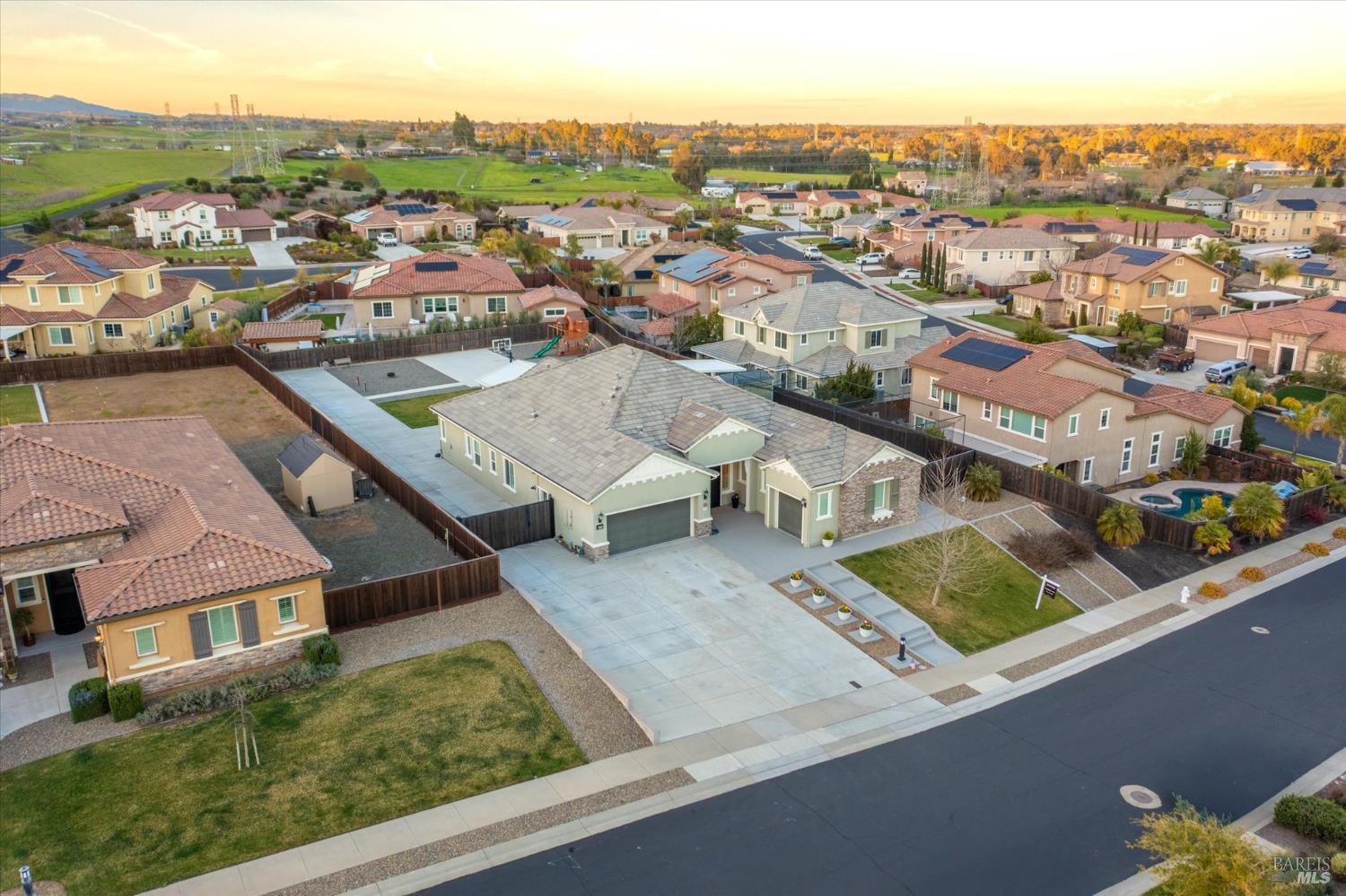 Detail Gallery Image 62 of 67 For 6006 Peacock Ct, Vacaville,  CA 95688 - 3 Beds | 3/1 Baths