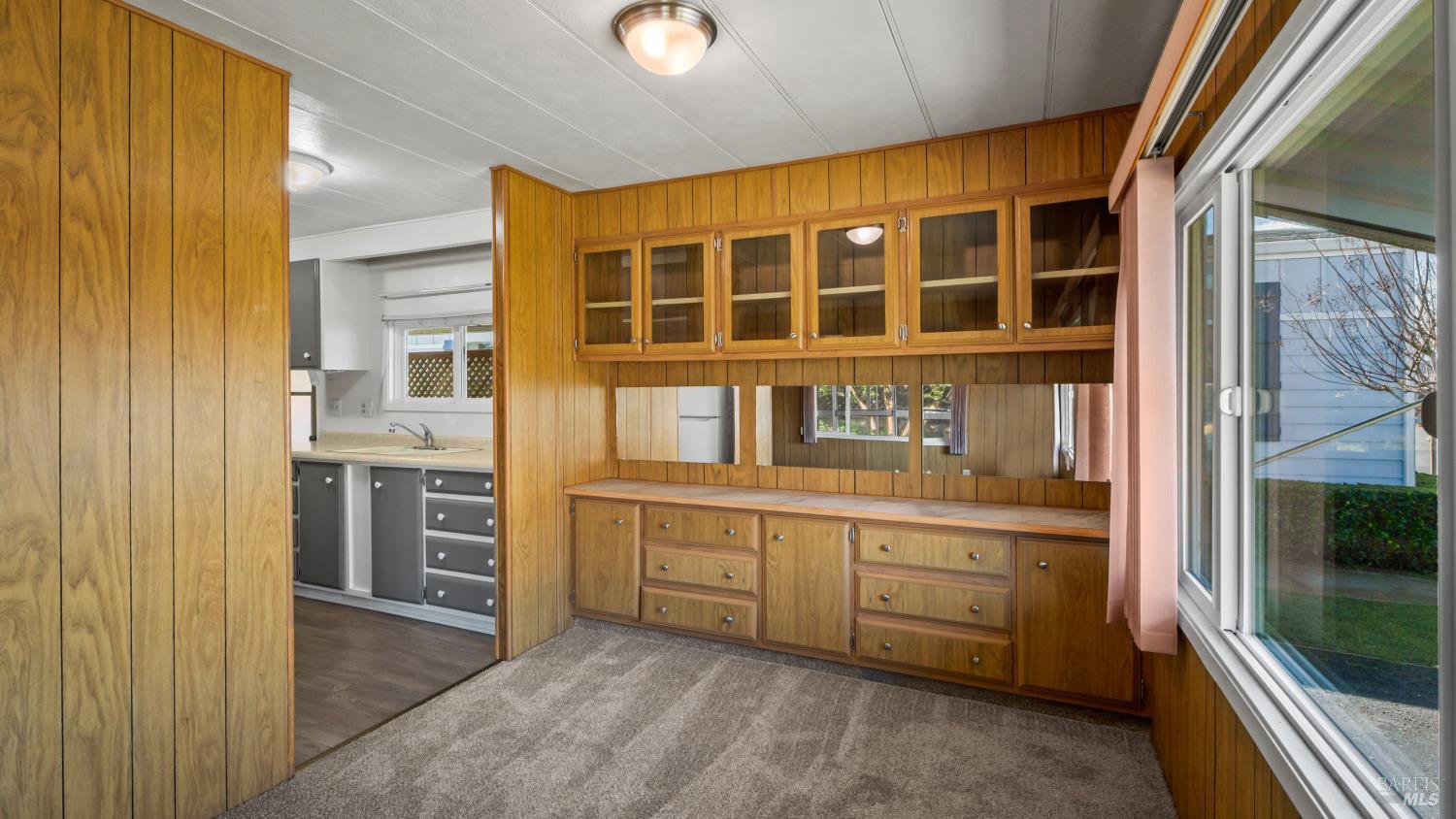 Detail Gallery Image 13 of 43 For 148 Oakwood Dr, Petaluma,  CA 94954 - 2 Beds | 1 Baths