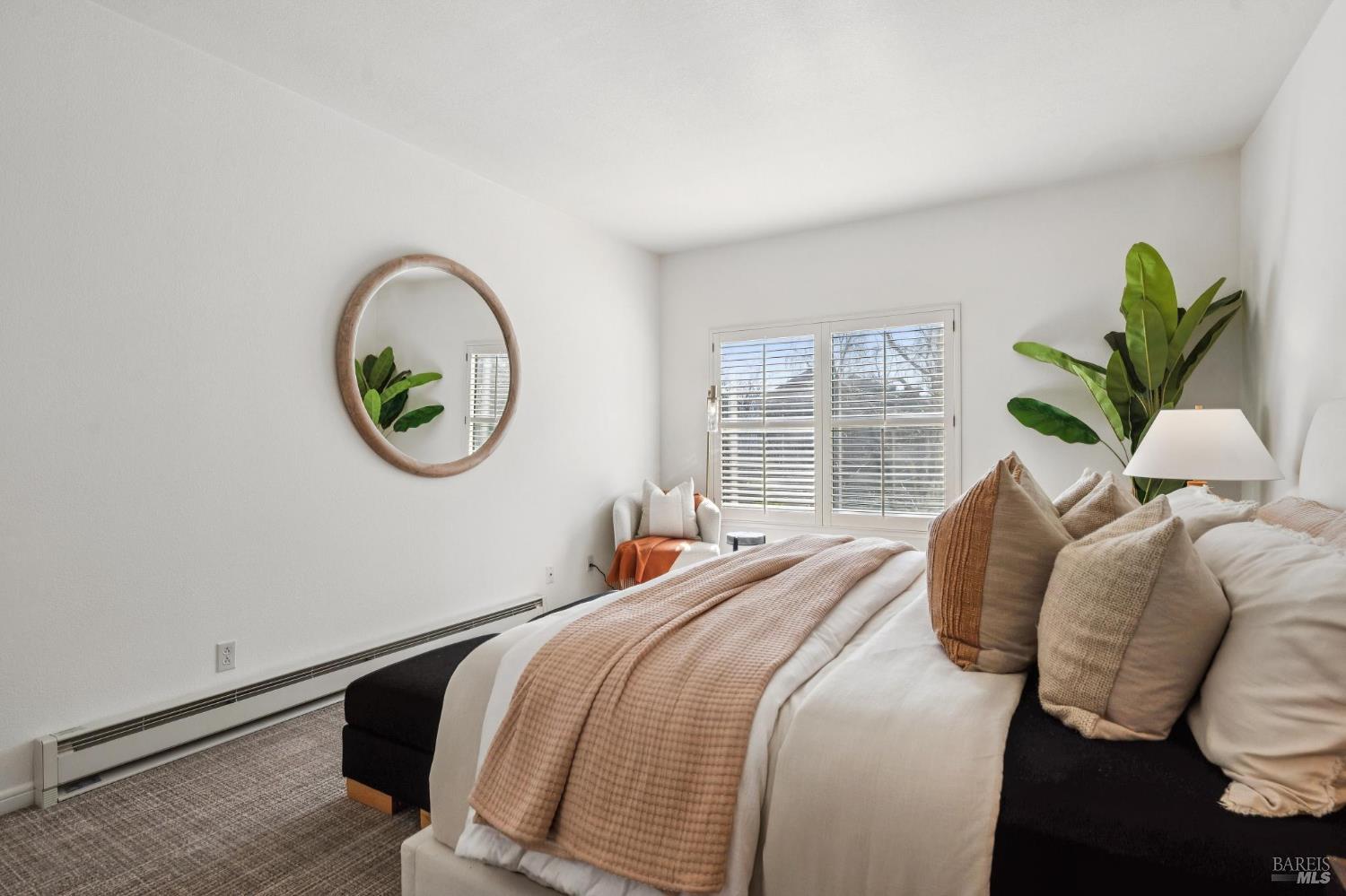 Detail Gallery Image 19 of 45 For 115 Eucalyptus Knoll St, Mill Valley,  CA 94941 - 2 Beds | 2 Baths