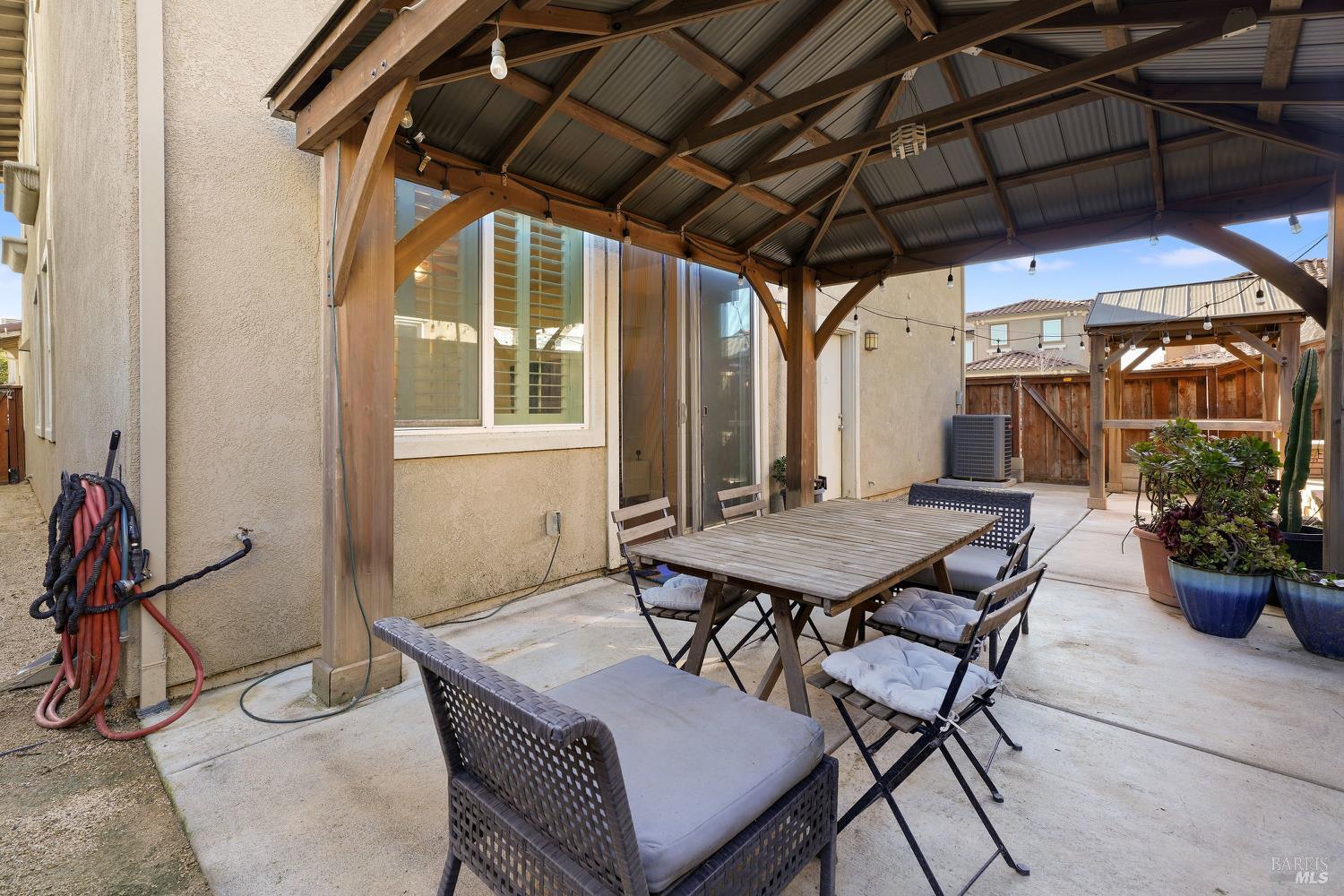 Detail Gallery Image 29 of 30 For 615 Sitka Dr, Vacaville,  CA 95687 - 3 Beds | 2/1 Baths