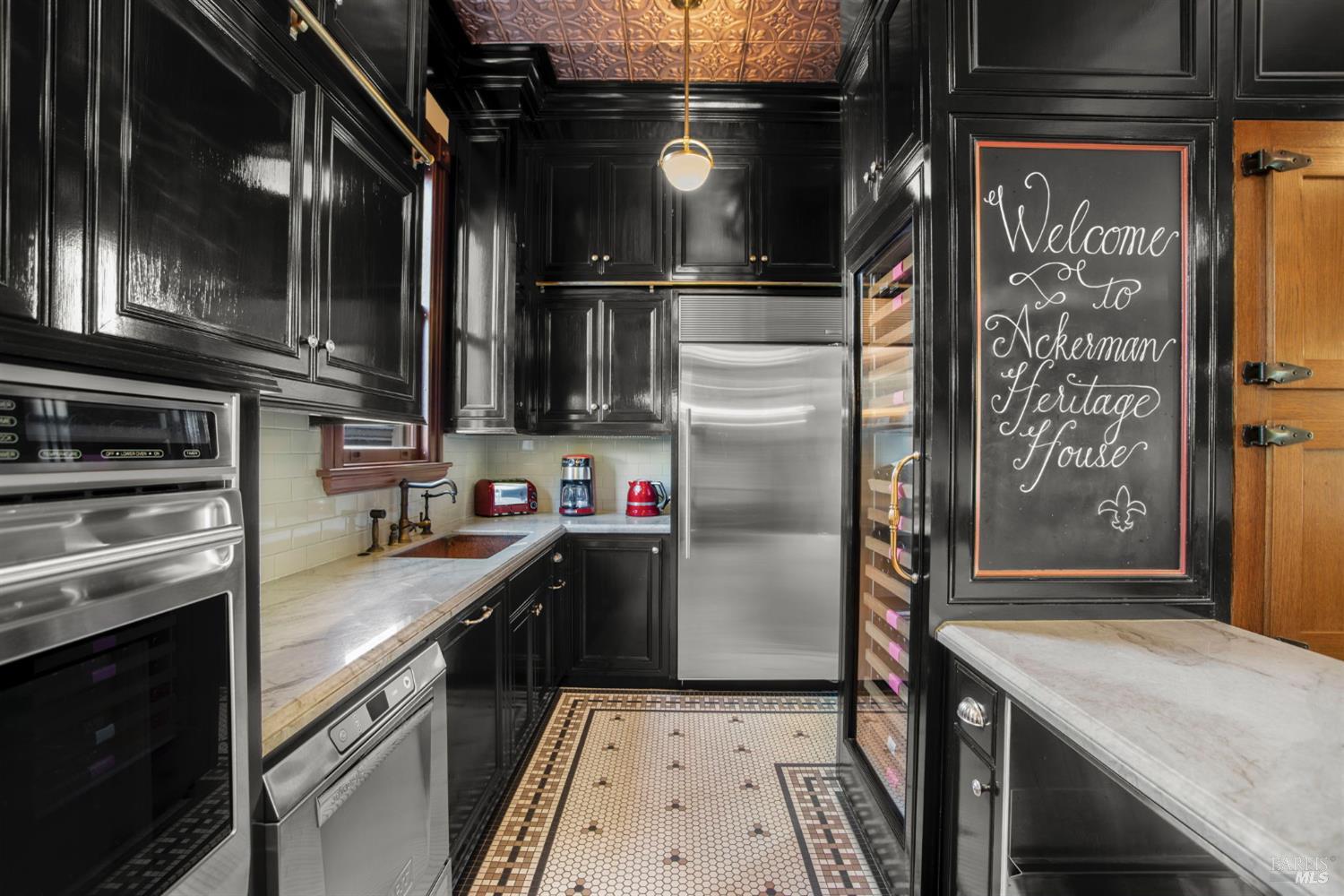 Detail Gallery Image 27 of 77 For 608 Randolph St, Napa,  CA 94559 - 3 Beds | 3/3 Baths