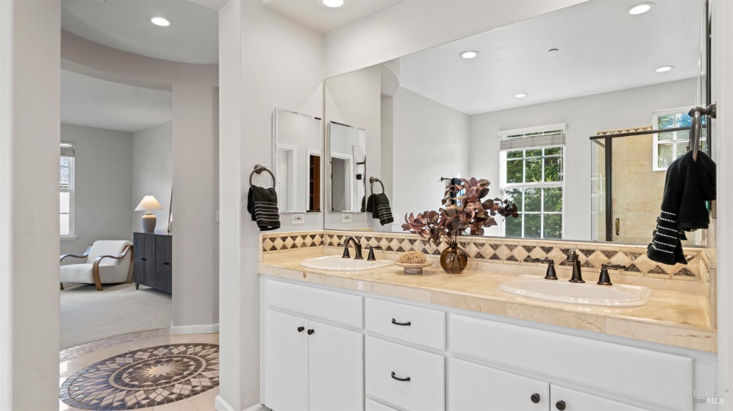 Detail Gallery Image 52 of 74 For 92 Oak Grove Dr, Novato,  CA 94949 - 4 Beds | 3 Baths