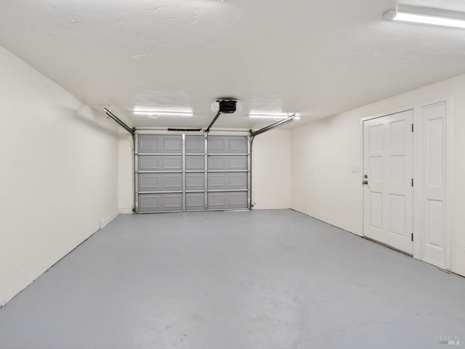 Detail Gallery Image 36 of 44 For 611 Lake St, Cloverdale,  CA 95425 - 3 Beds | 2 Baths