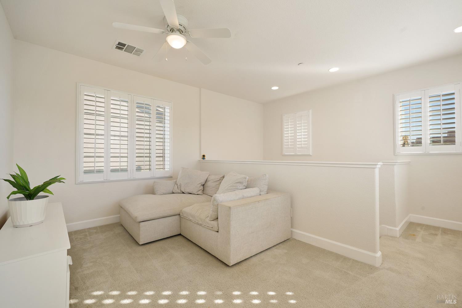 Detail Gallery Image 16 of 30 For 615 Sitka Dr, Vacaville,  CA 95687 - 3 Beds | 2/1 Baths