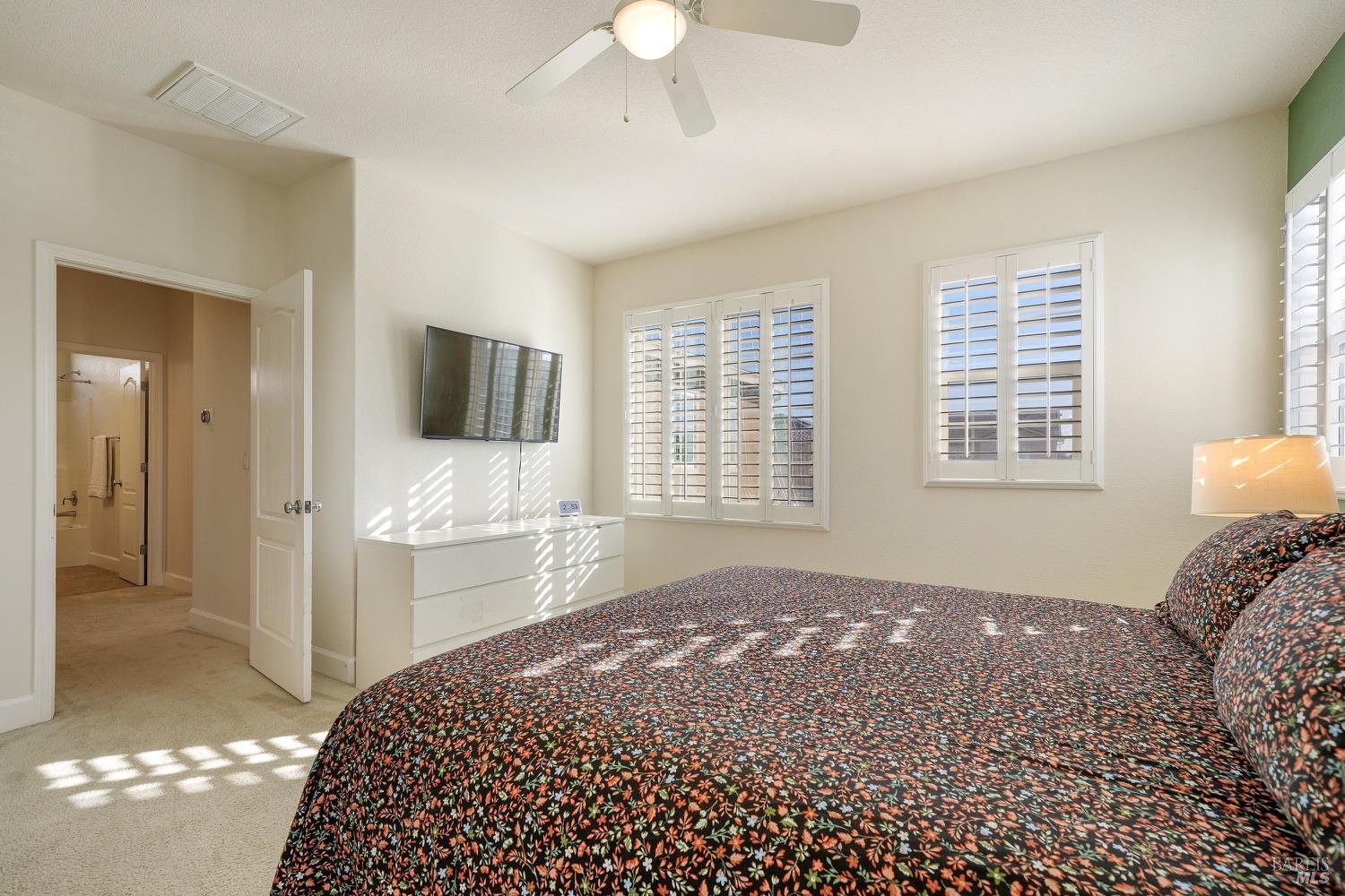 Detail Gallery Image 18 of 30 For 615 Sitka Dr, Vacaville,  CA 95687 - 3 Beds | 2/1 Baths