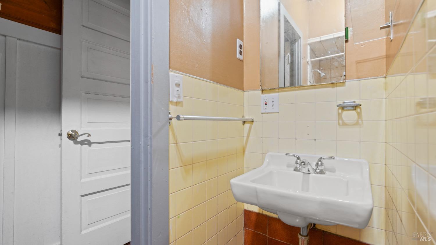 Detail Gallery Image 60 of 81 For 7456 Sir Francis Drake Blvd, Lagunitas,  CA 94938 - 3 Beds | 4 Baths