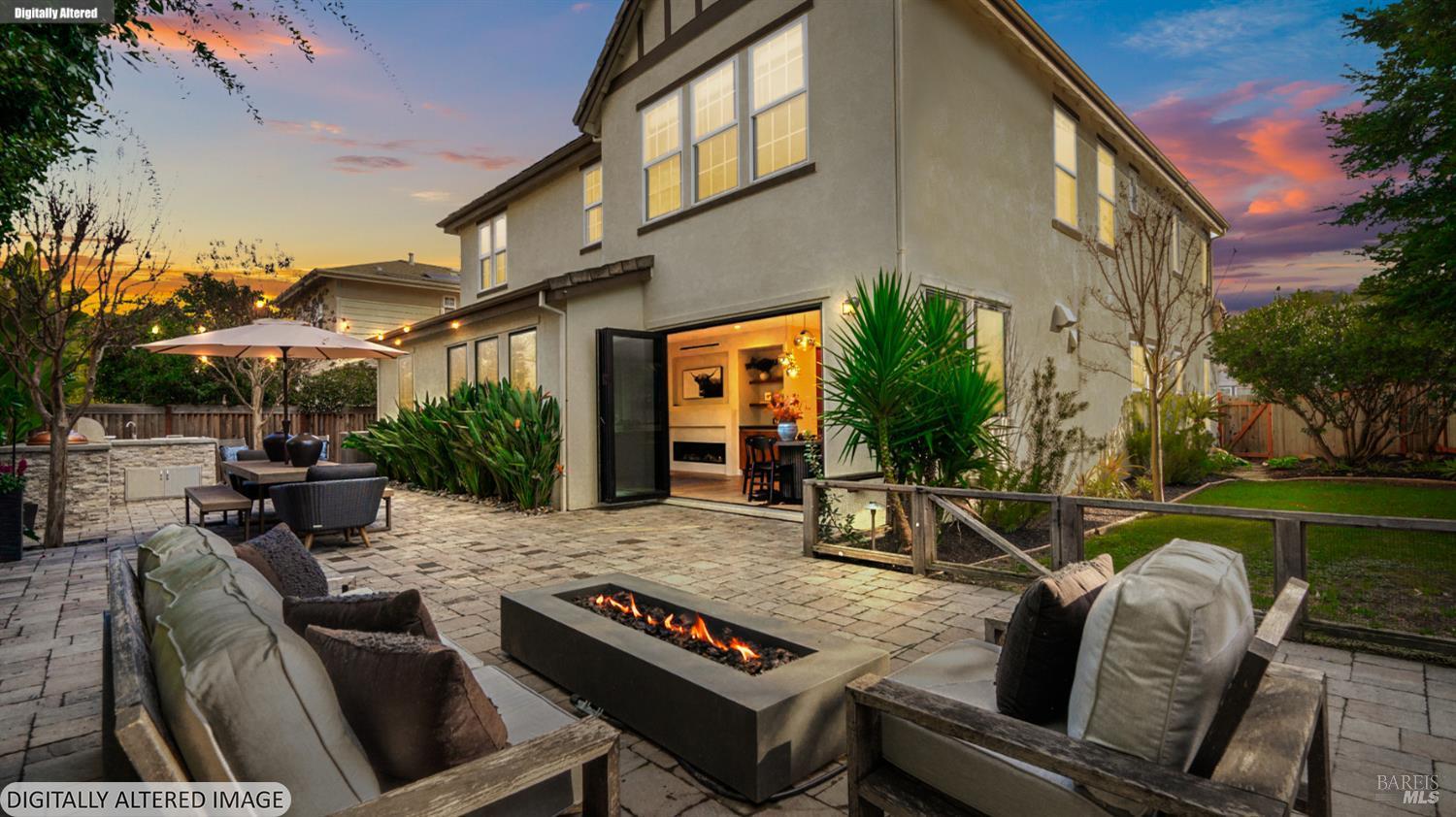 Detail Gallery Image 7 of 74 For 92 Oak Grove Dr, Novato,  CA 94949 - 4 Beds | 3 Baths