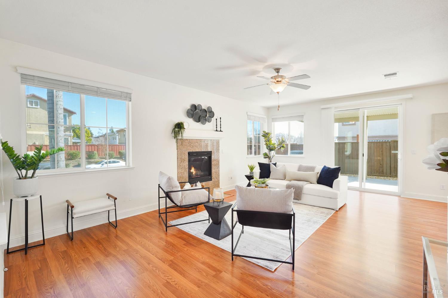 Detail Gallery Image 9 of 68 For 5167 Fowler Ln, Fairfield,  CA 94533 - 3 Beds | 2/1 Baths