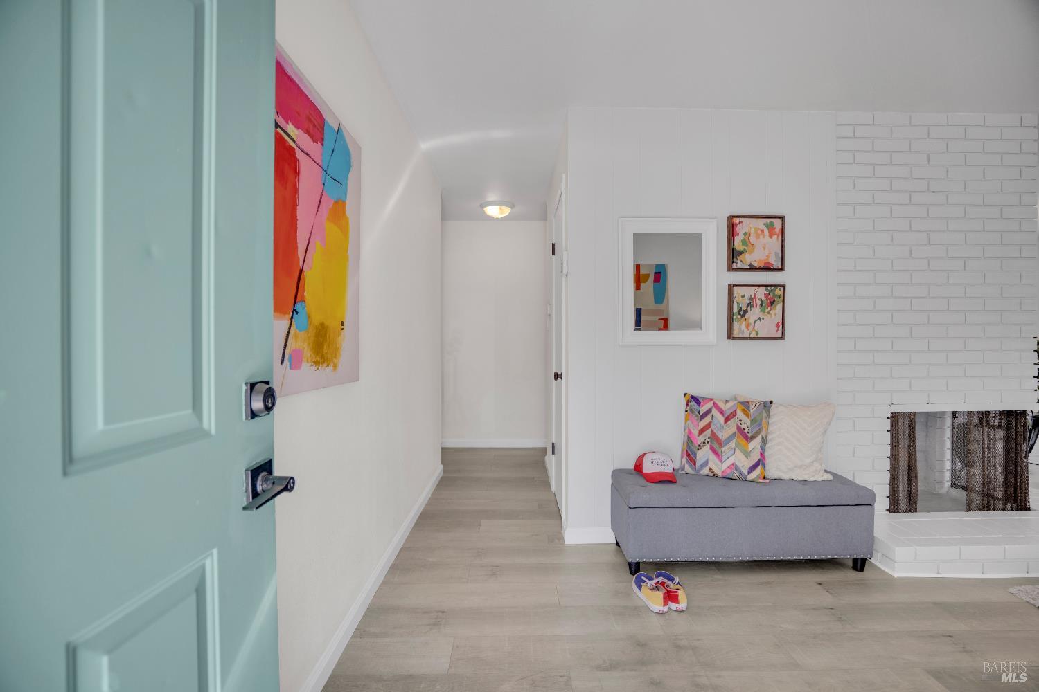 Detail Gallery Image 4 of 27 For 1268 Sereno Dr, Vallejo,  CA 94589 - 3 Beds | 2 Baths