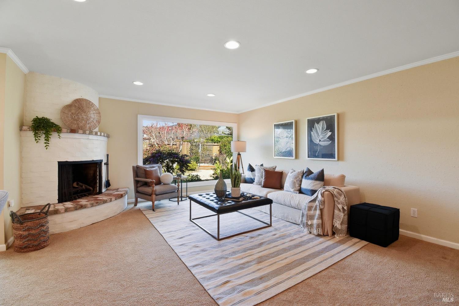 Detail Gallery Image 9 of 33 For 269 Mockingbird Cir, Santa Rosa,  CA 95409 - 2 Beds | 2 Baths