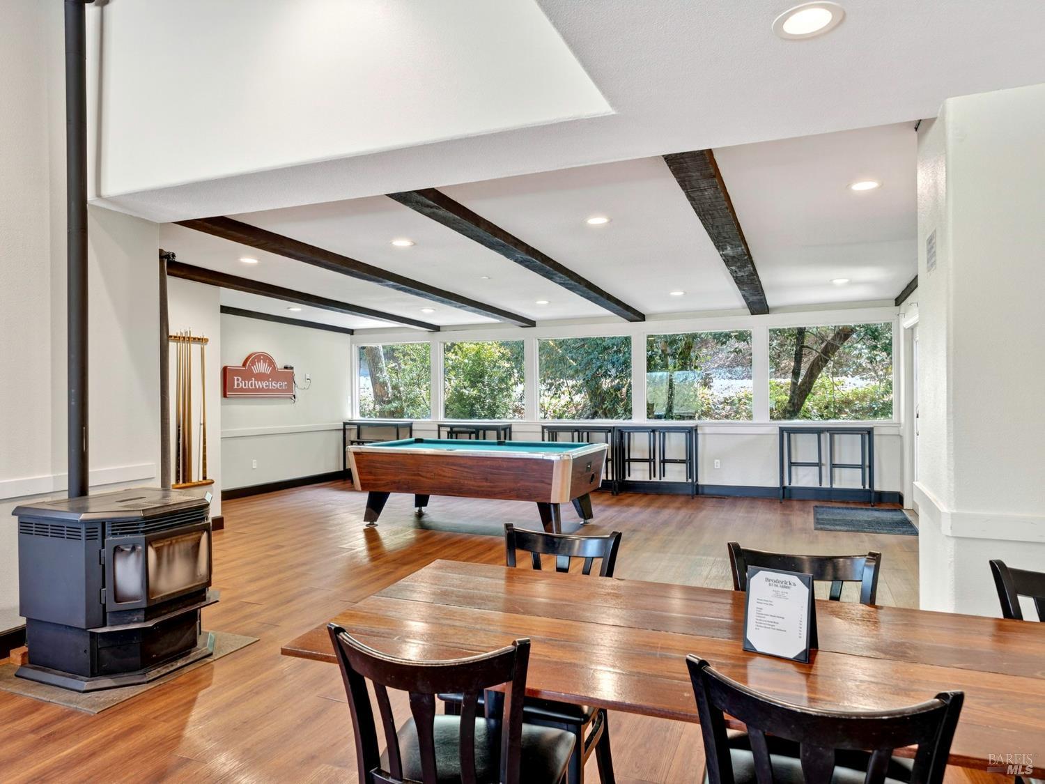 Detail Gallery Image 33 of 91 For 16451 Golf Rd, Cobb,  CA 95426 - 2 Beds | 1 Baths