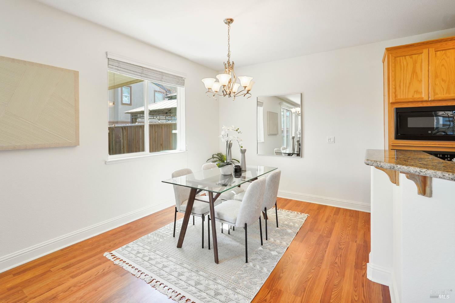 Detail Gallery Image 14 of 68 For 5167 Fowler Ln, Fairfield,  CA 94533 - 3 Beds | 2/1 Baths