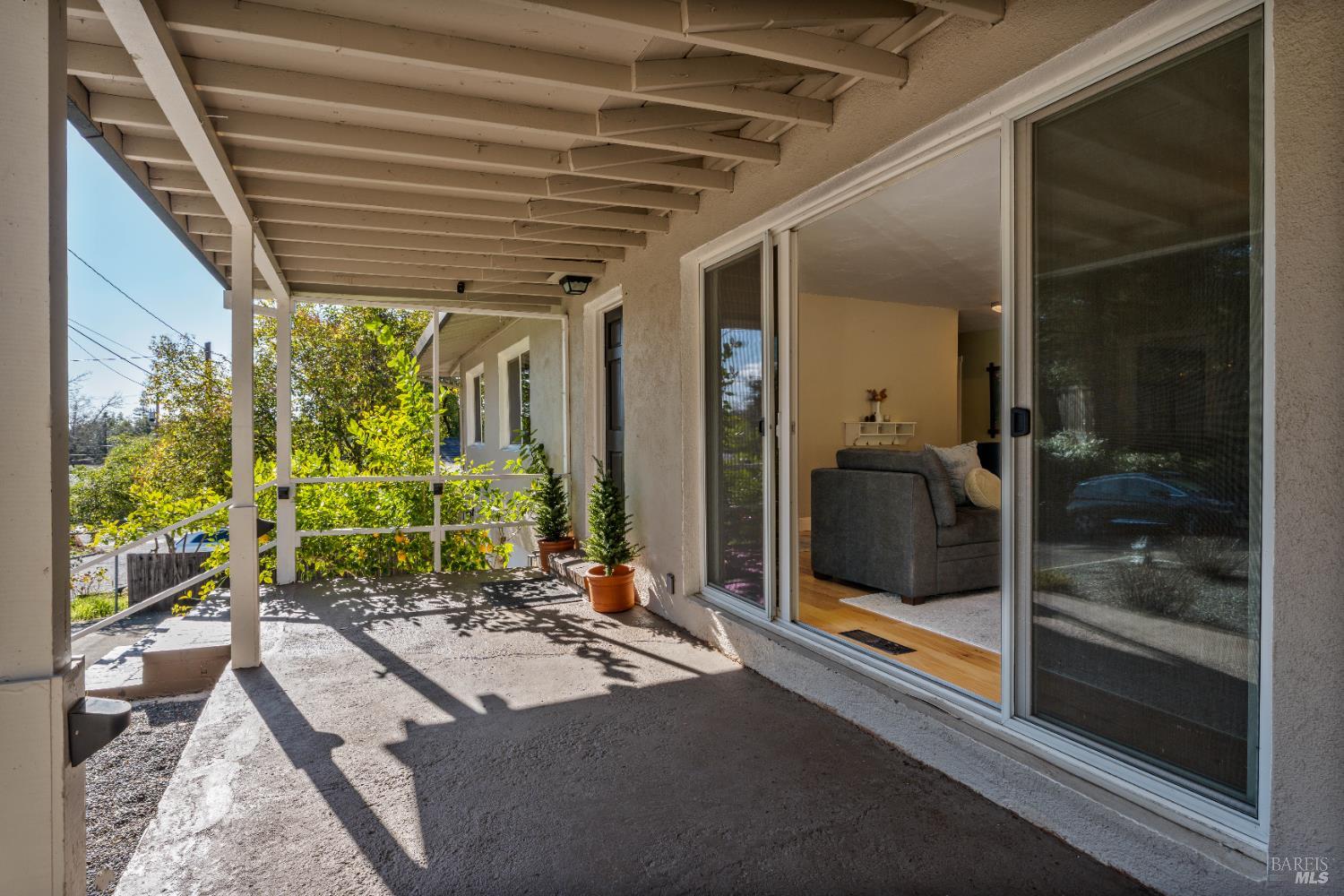 Detail Gallery Image 16 of 30 For 185 Grace Ct, Cloverdale,  CA 95425 - 3 Beds | 2 Baths