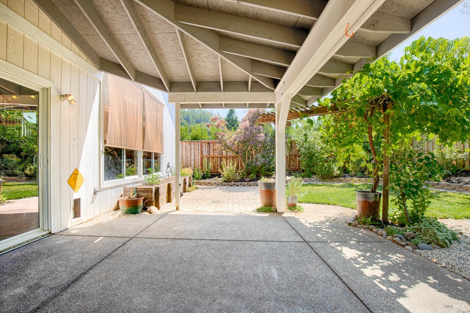 Detail Gallery Image 44 of 45 For 312 Cottage Ct, Cloverdale,  CA 95425 - 4 Beds | 3 Baths