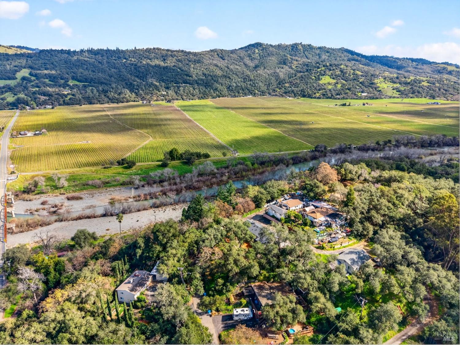 Detail Gallery Image 37 of 44 For 611 Lake St, Cloverdale,  CA 95425 - 3 Beds | 2 Baths