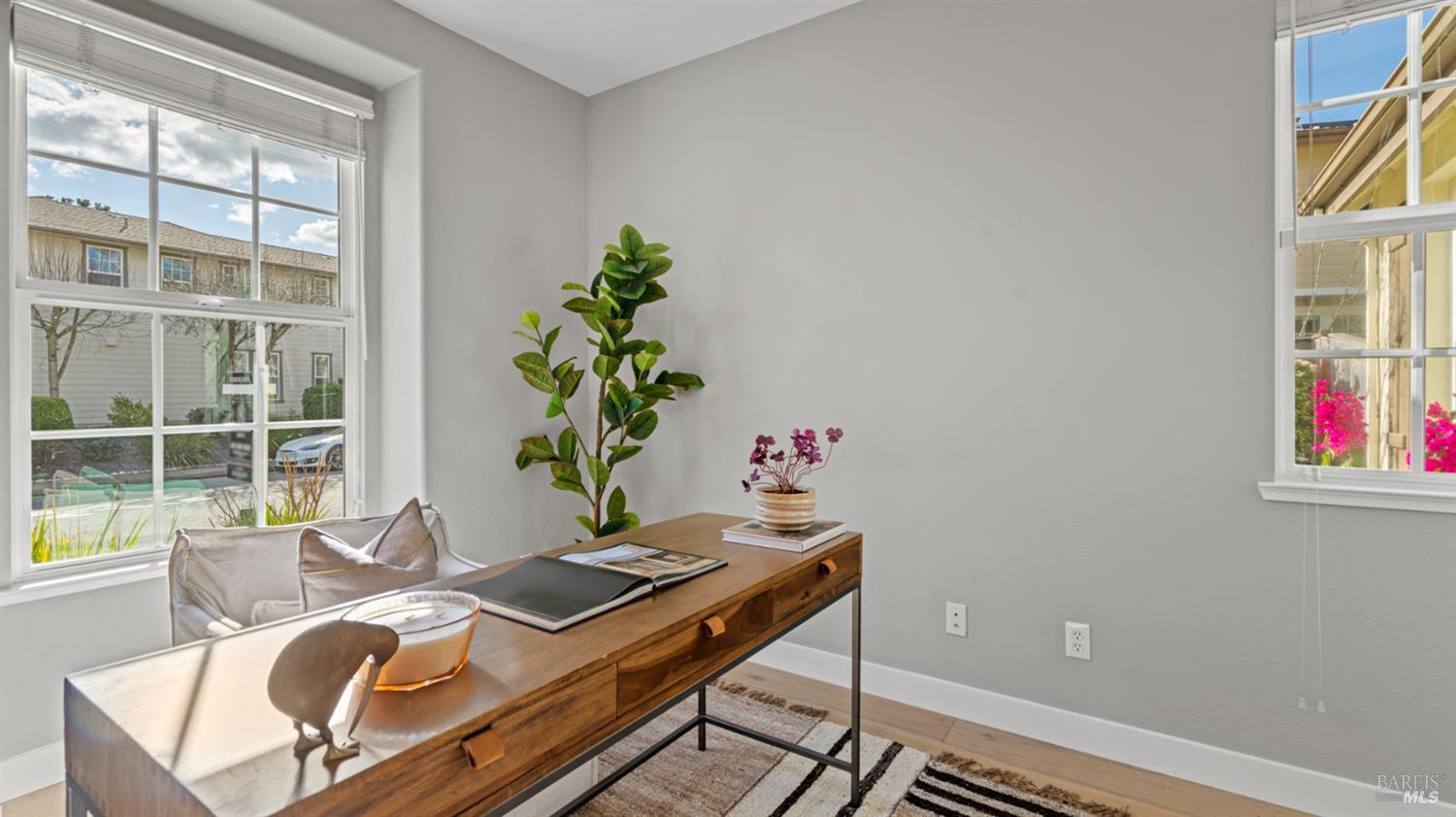 Detail Gallery Image 37 of 74 For 92 Oak Grove Dr, Novato,  CA 94949 - 4 Beds | 3 Baths