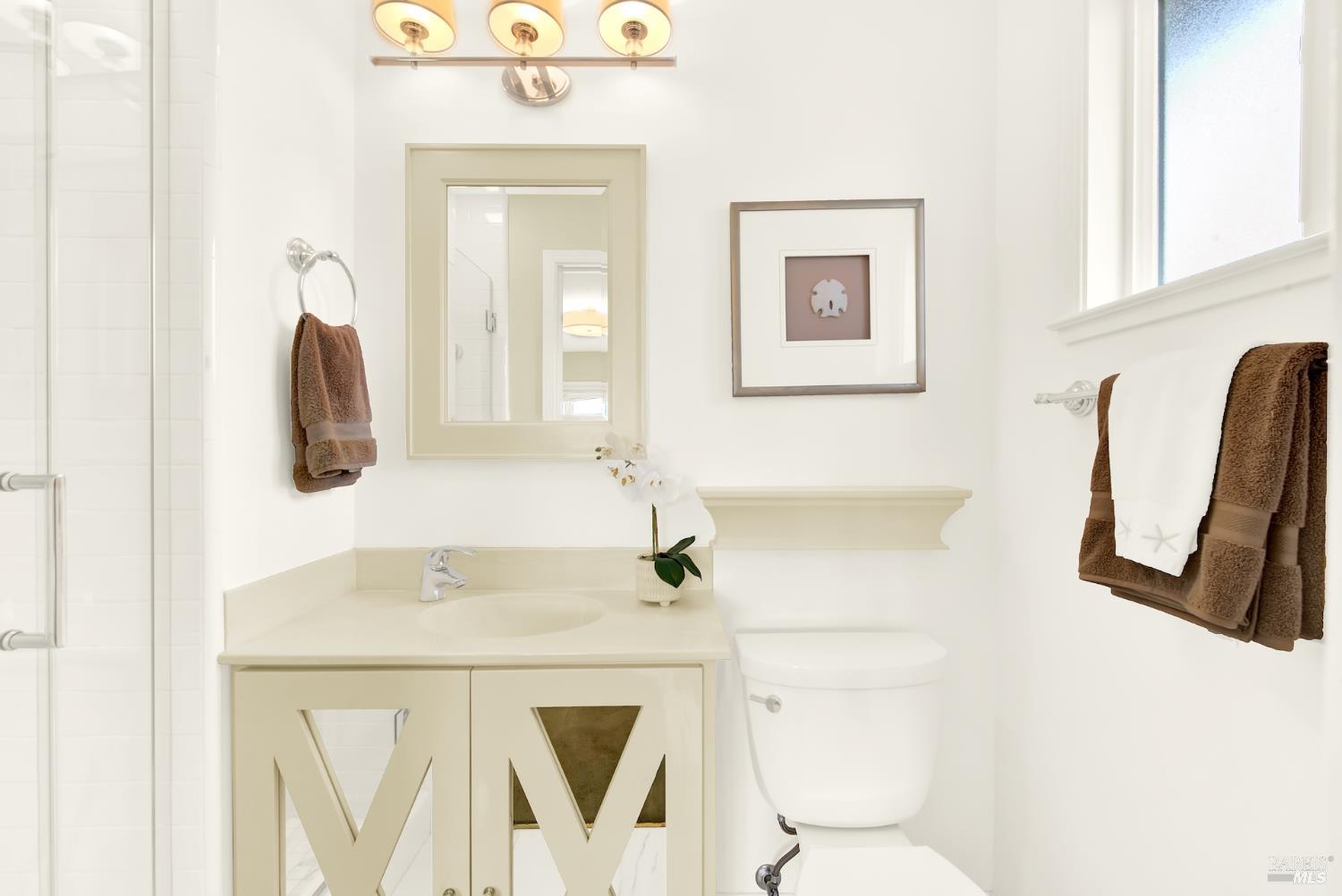 Detail Gallery Image 20 of 39 For 3654 Diablo St, Napa,  CA 94558 - 3 Beds | 2 Baths