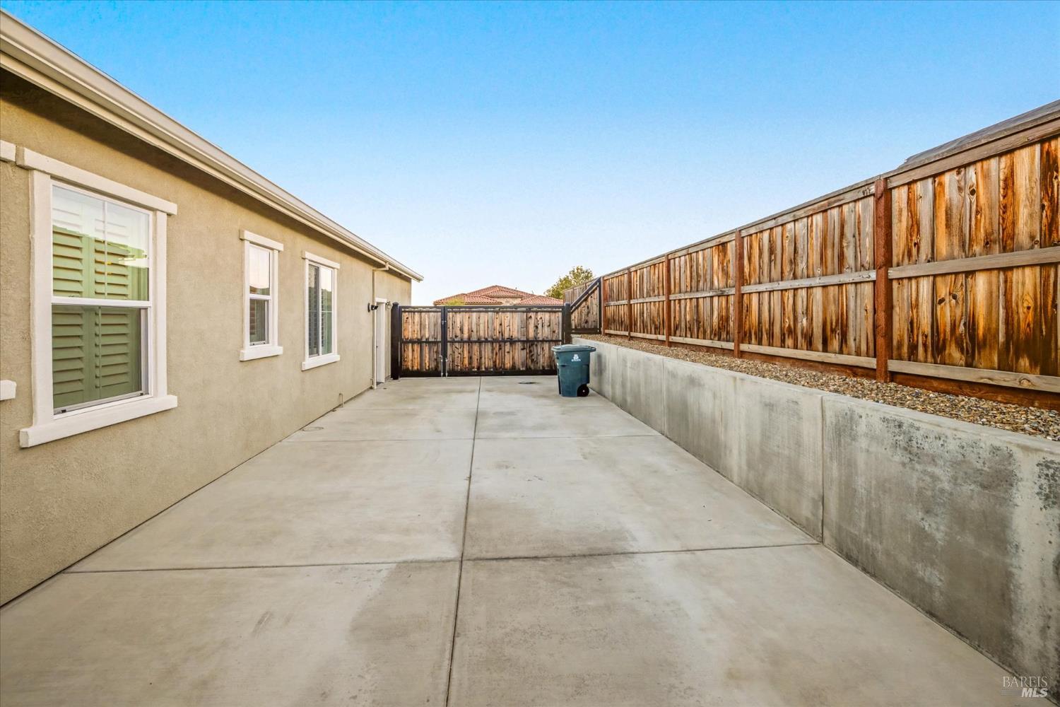 Detail Gallery Image 59 of 67 For 6006 Peacock Ct, Vacaville,  CA 95688 - 3 Beds | 3/1 Baths