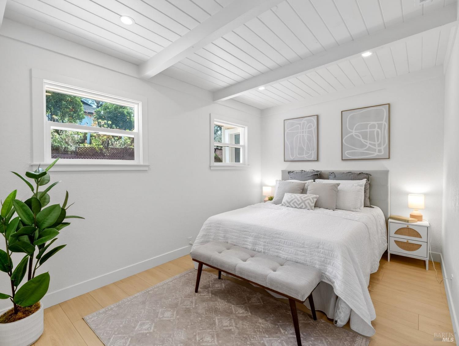 Detail Gallery Image 29 of 44 For 611 Lake St, Cloverdale,  CA 95425 - 3 Beds | 2 Baths