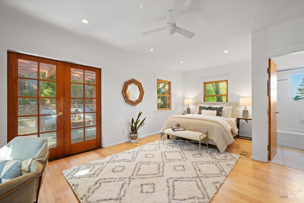 Detail Gallery Image 12 of 37 For 146 Morning Sun Ave, Mill Valley,  CA 94941 - 3 Beds | 2 Baths