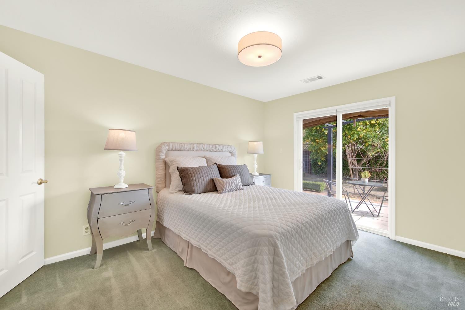 Detail Gallery Image 17 of 39 For 3654 Diablo St, Napa,  CA 94558 - 3 Beds | 2 Baths