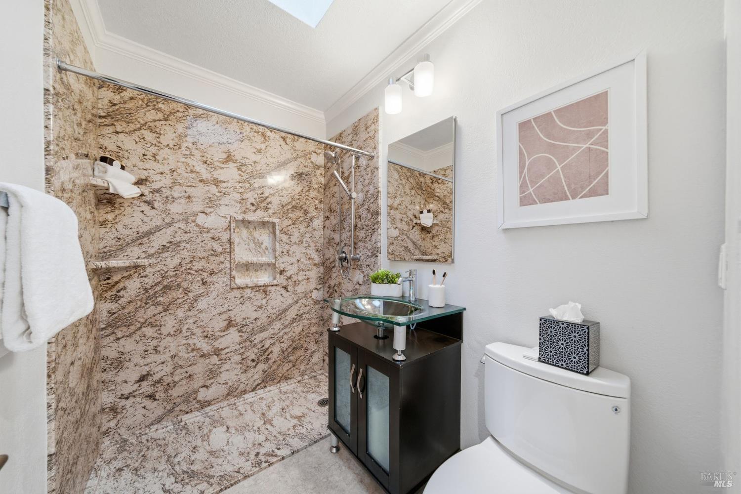 Detail Gallery Image 22 of 38 For 116 Stanford Way, Sausalito,  CA 94965 - 1 Beds | 1 Baths