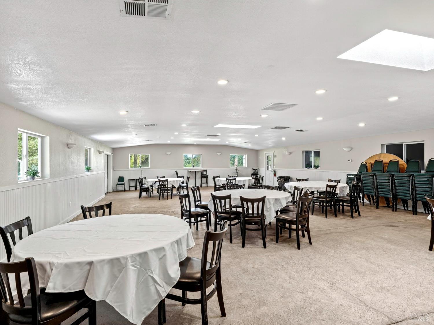 Detail Gallery Image 51 of 91 For 16451 Golf Rd, Cobb,  CA 95426 - 2 Beds | 1 Baths