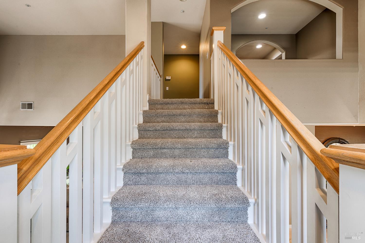 Detail Gallery Image 18 of 45 For 312 Cottage Ct, Cloverdale,  CA 95425 - 4 Beds | 3 Baths