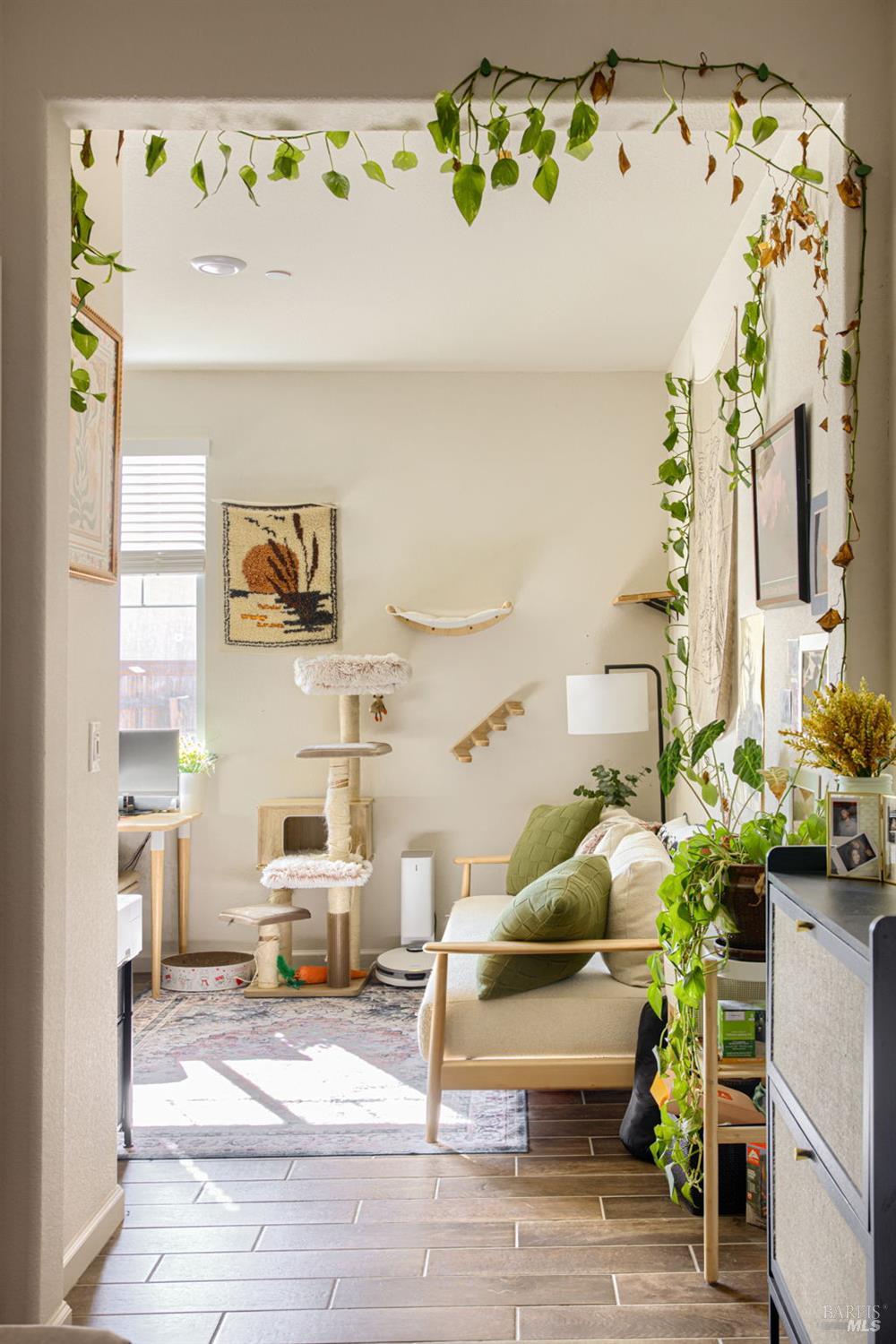 Detail Gallery Image 52 of 60 For 735 Glenwood Way, Dixon,  CA 95620 - 4 Beds | 2/1 Baths