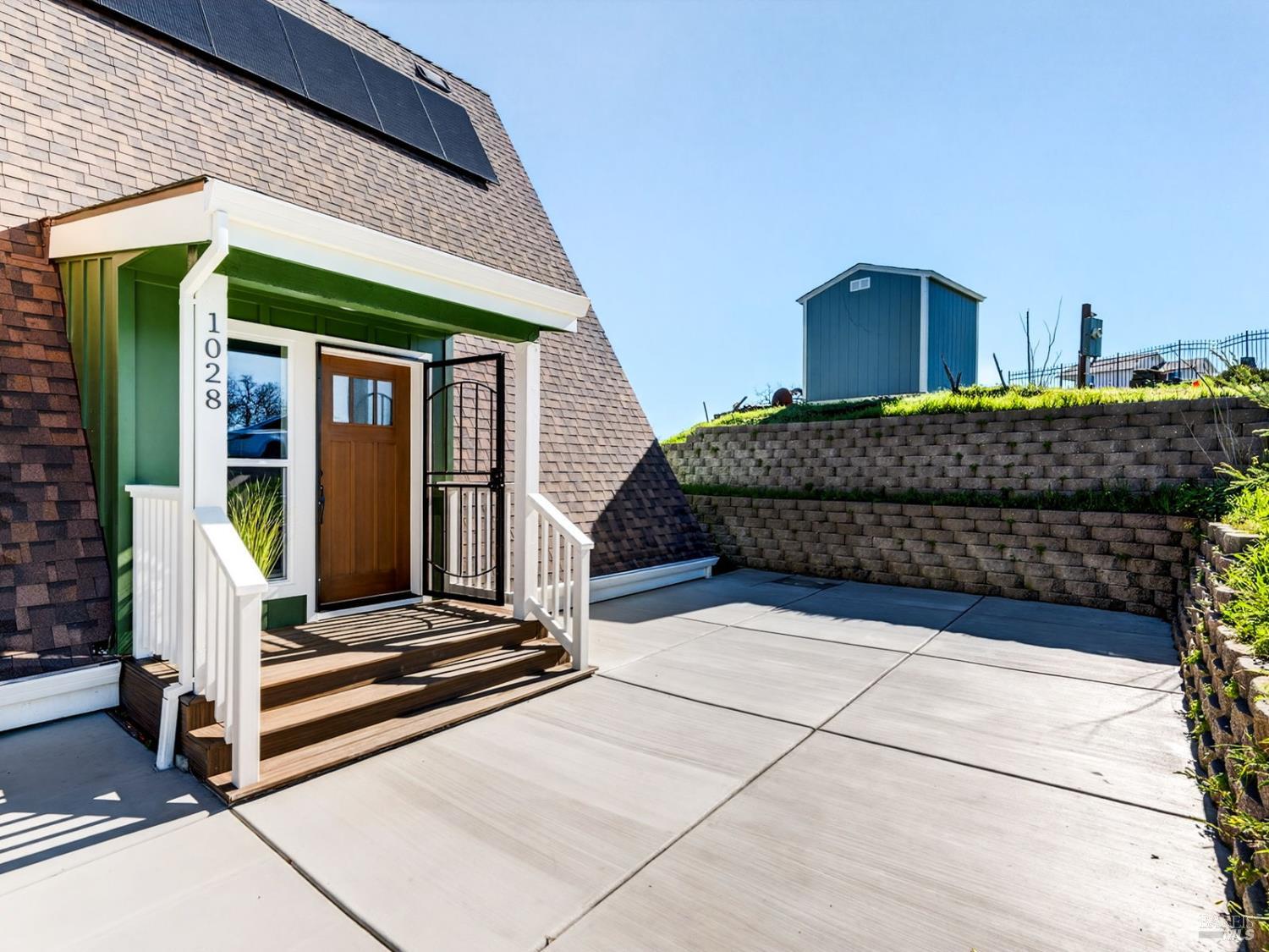 Detail Gallery Image 31 of 38 For 1028 Eastridge Dr, Napa,  CA 94558 - 2 Beds | 2 Baths