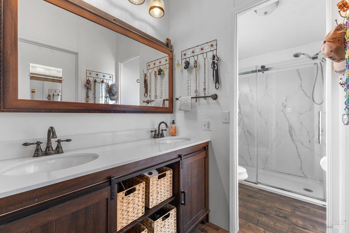 Detail Gallery Image 5 of 10 For 1138 Broadleaf Ln, Windsor,  CA 95492 - 3 Beds | 2 Baths