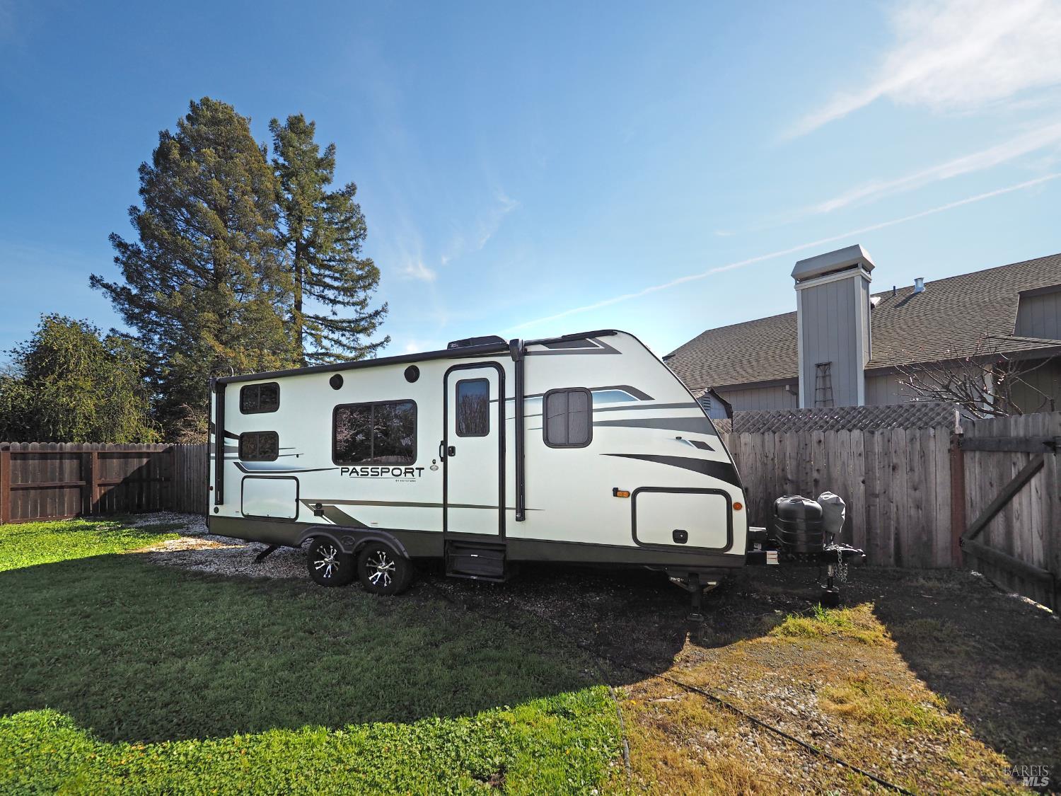 Detail Gallery Image 38 of 43 For 105 Zapata Ct, Windsor,  CA 95492 - 4 Beds | 3 Baths