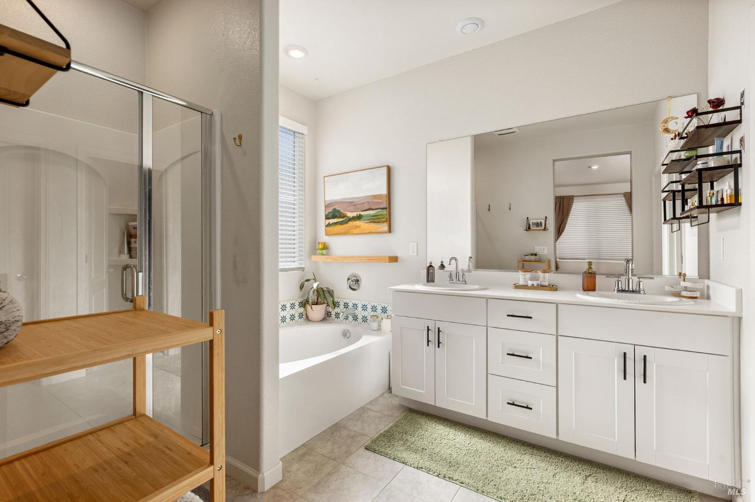 Detail Gallery Image 22 of 60 For 735 Glenwood Way, Dixon,  CA 95620 - 4 Beds | 2/1 Baths