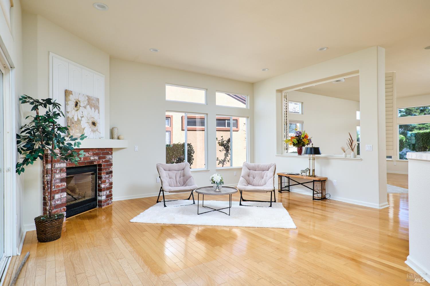 Detail Gallery Image 9 of 32 For 48 Augusta Ct, Rio Vista,  CA 94571 - 2 Beds | 2 Baths