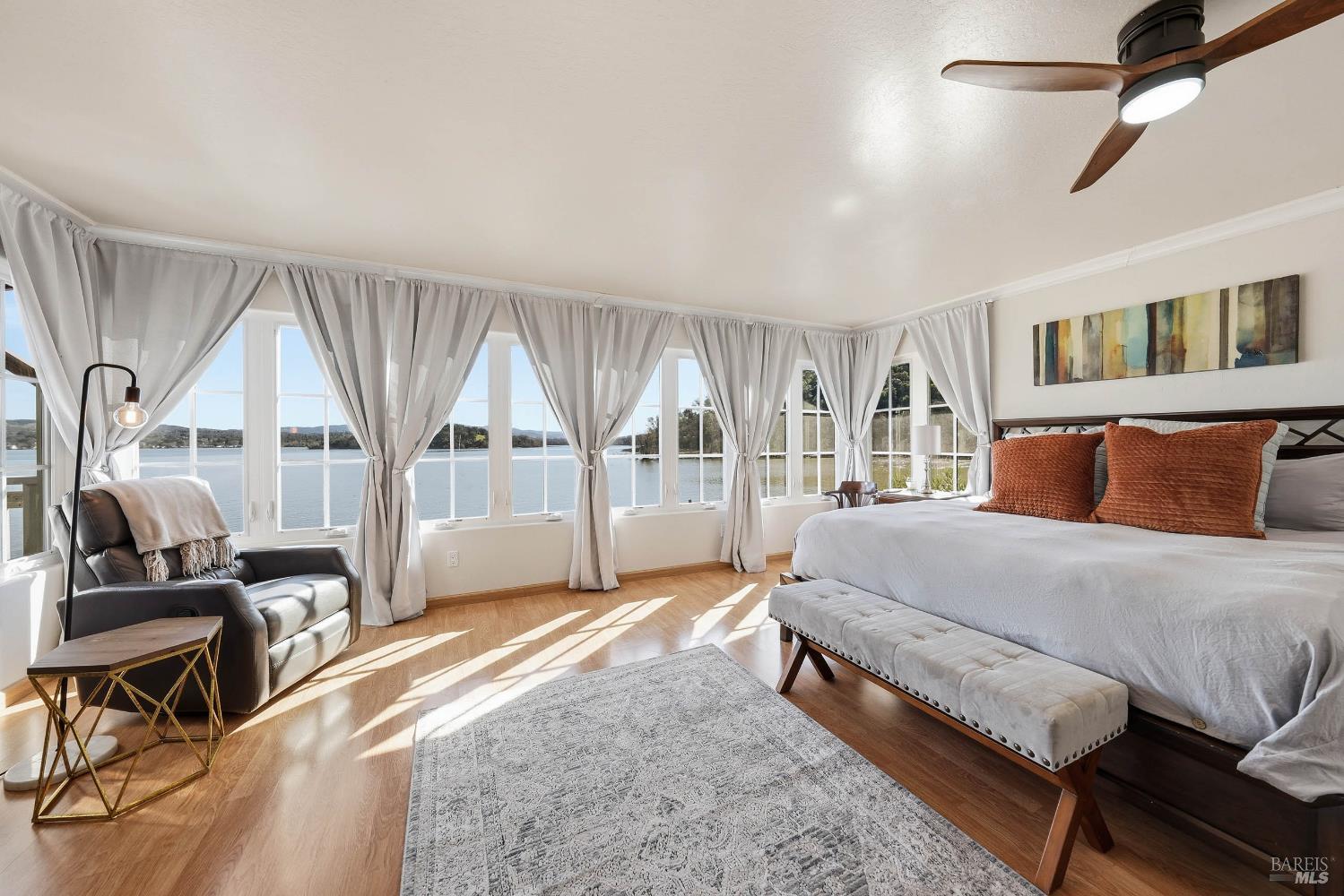 Detail Gallery Image 19 of 59 For 5740 Sunrise Dr, Lower Lake,  CA 95457 - 3 Beds | 2 Baths