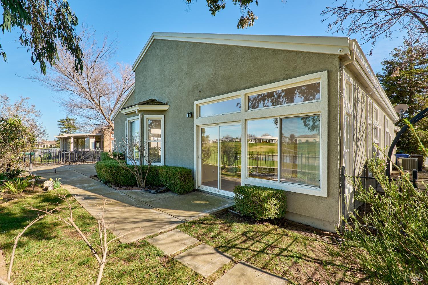 Detail Gallery Image 30 of 32 For 48 Augusta Ct, Rio Vista,  CA 94571 - 2 Beds | 2 Baths