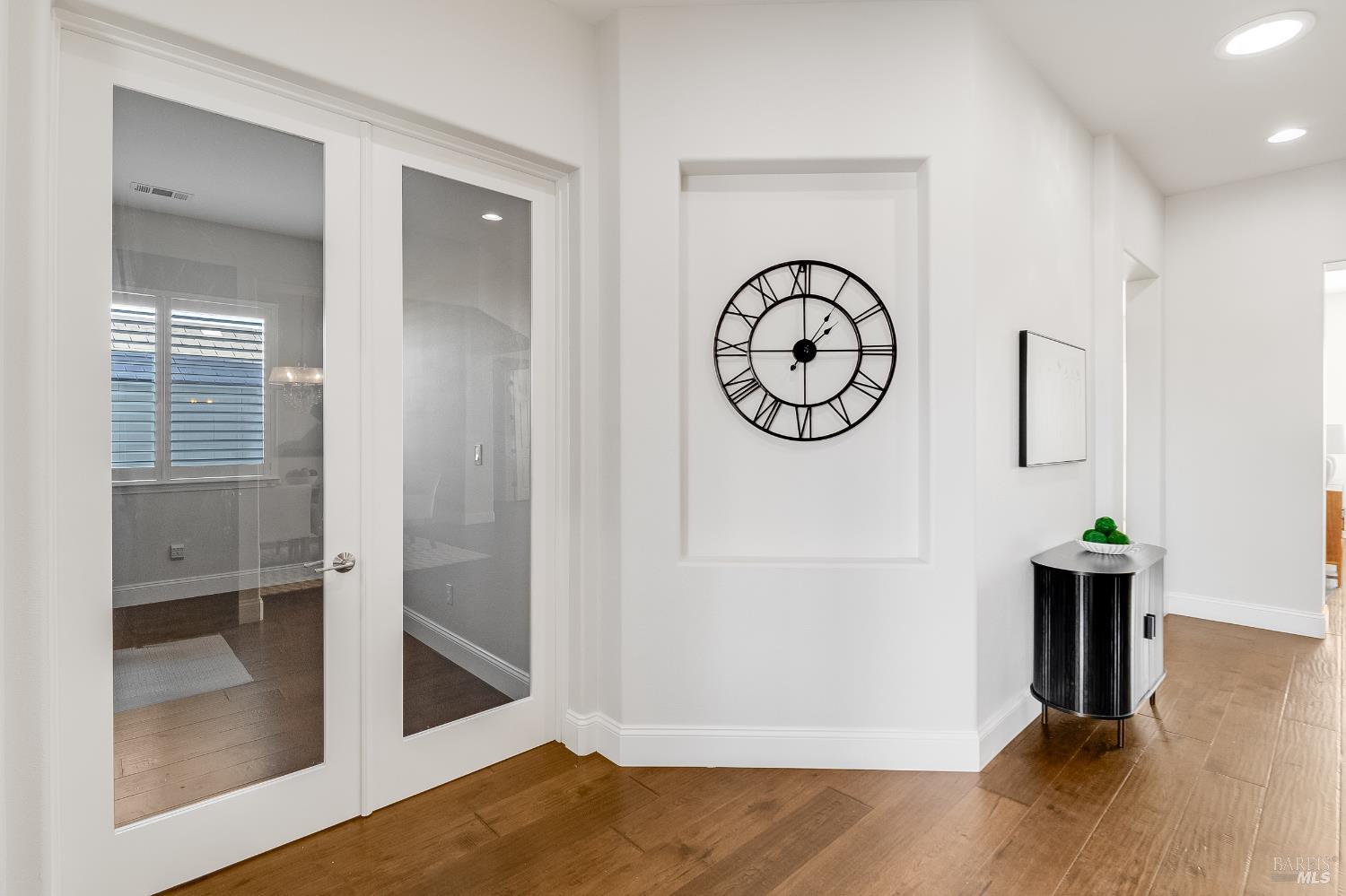 Detail Gallery Image 7 of 48 For 379 Mcallister Dr, Benicia,  CA 94510 - 4 Beds | 3 Baths