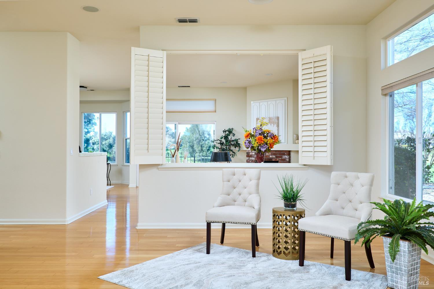 Detail Gallery Image 5 of 32 For 48 Augusta Ct, Rio Vista,  CA 94571 - 2 Beds | 2 Baths