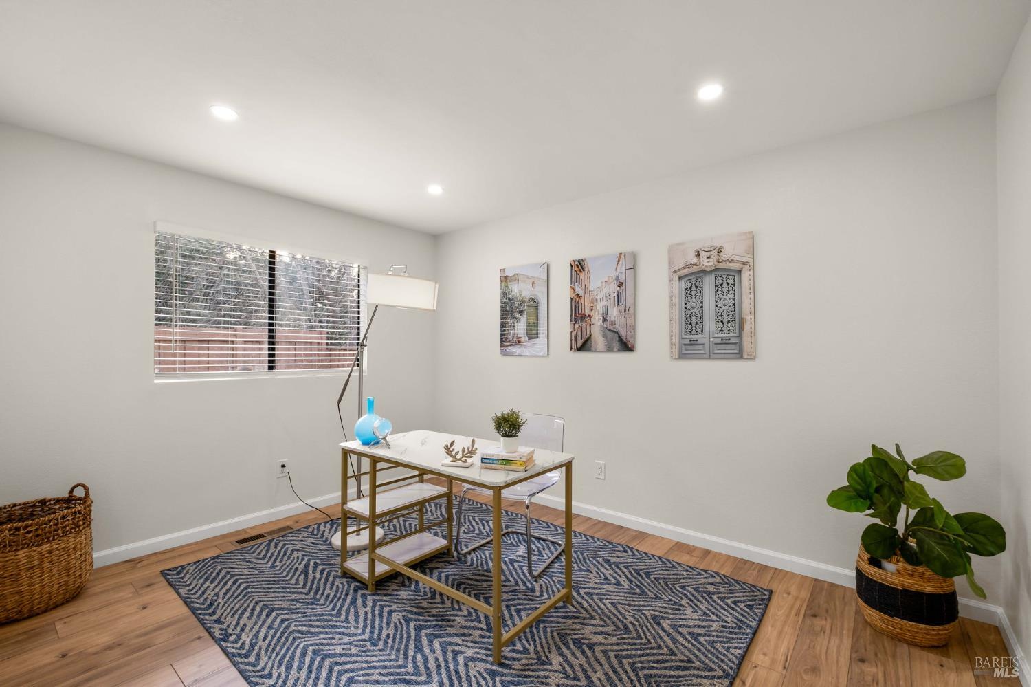 Detail Gallery Image 21 of 43 For 118 Lytham Way, Vallejo,  CA 94591 - 4 Beds | 3 Baths