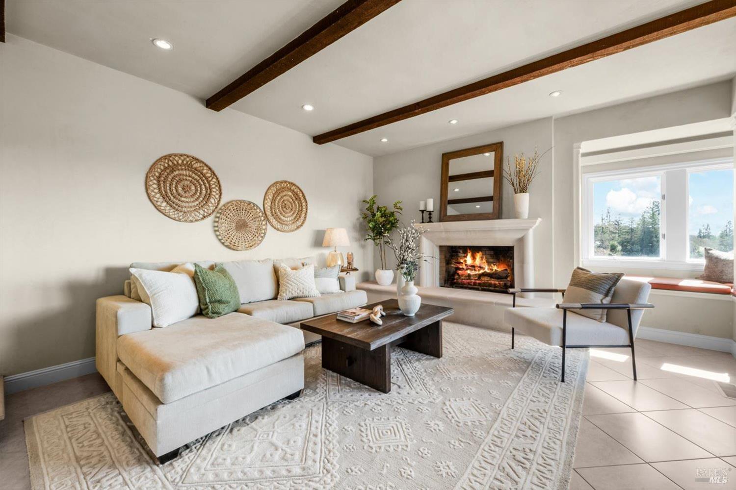 Detail Gallery Image 28 of 68 For 14 Maui Way, Napa,  CA 94558 - 4 Beds | 3 Baths