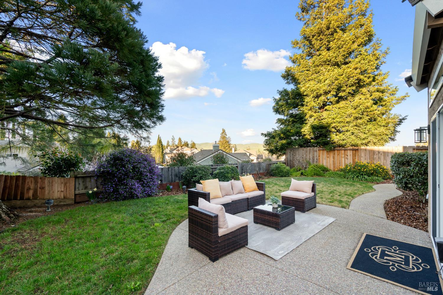 Detail Gallery Image 65 of 80 For 365 Allen Way, Benicia,  CA 94510 - 4 Beds | 3 Baths