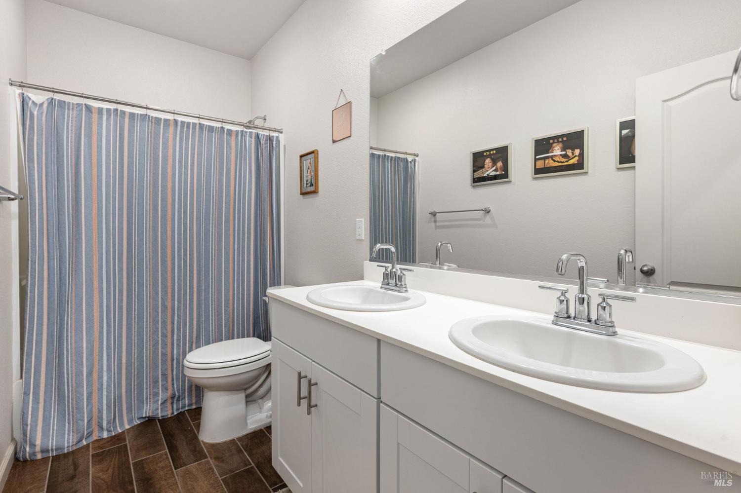 Detail Gallery Image 30 of 60 For 735 Glenwood Way, Dixon,  CA 95620 - 4 Beds | 2/1 Baths