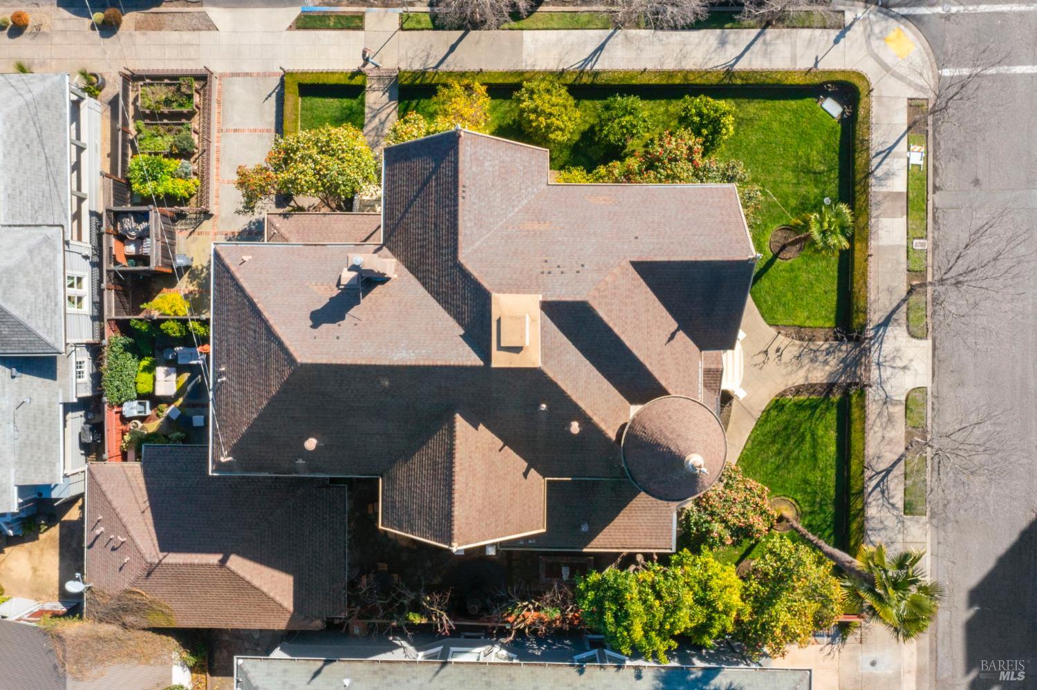 Detail Gallery Image 65 of 77 For 608 Randolph St, Napa,  CA 94559 - 3 Beds | 3/3 Baths