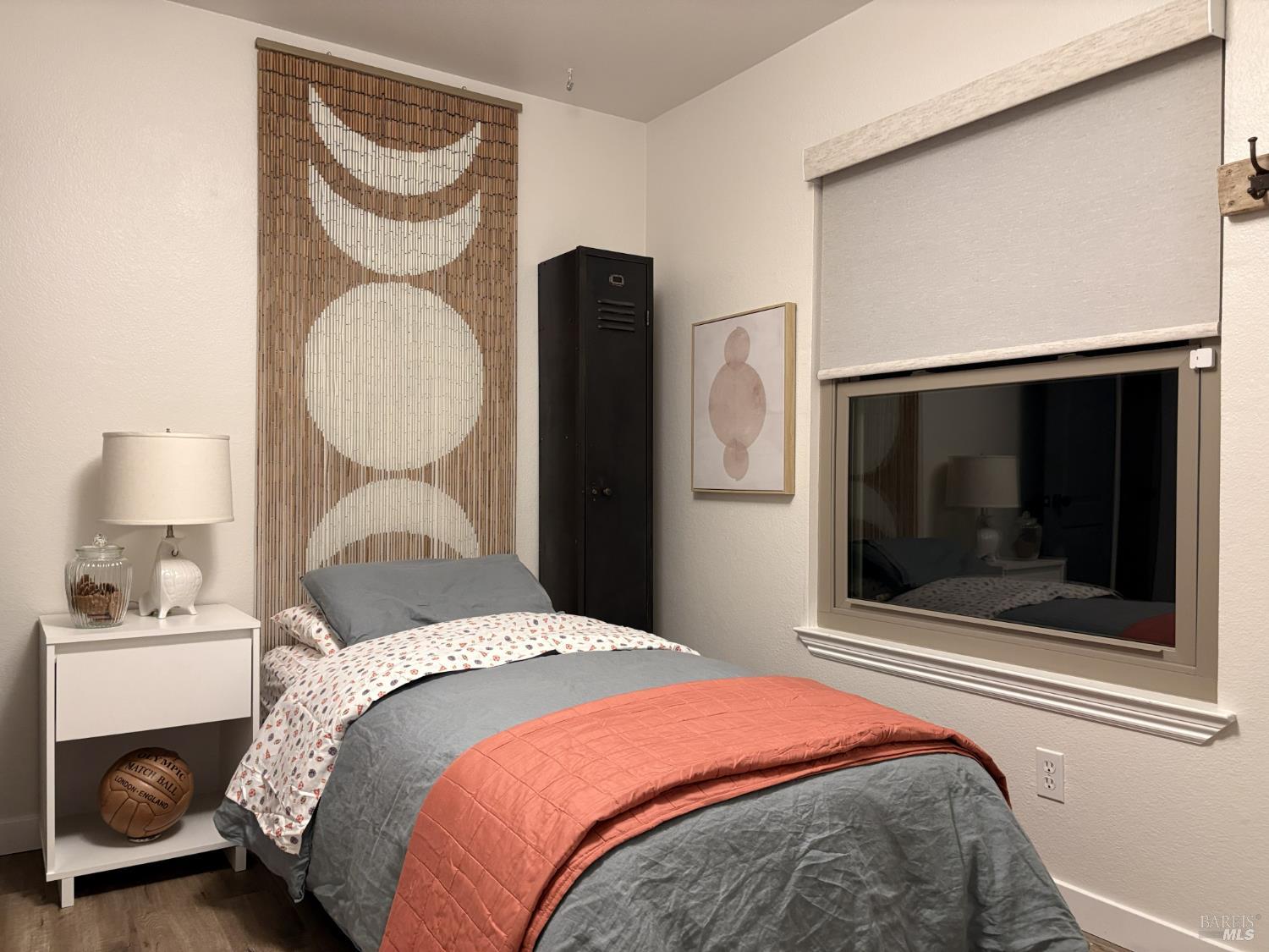 Detail Gallery Image 9 of 59 For 8633 Lancaster Dr, Rohnert Park,  CA 94928 - 4 Beds | 2 Baths