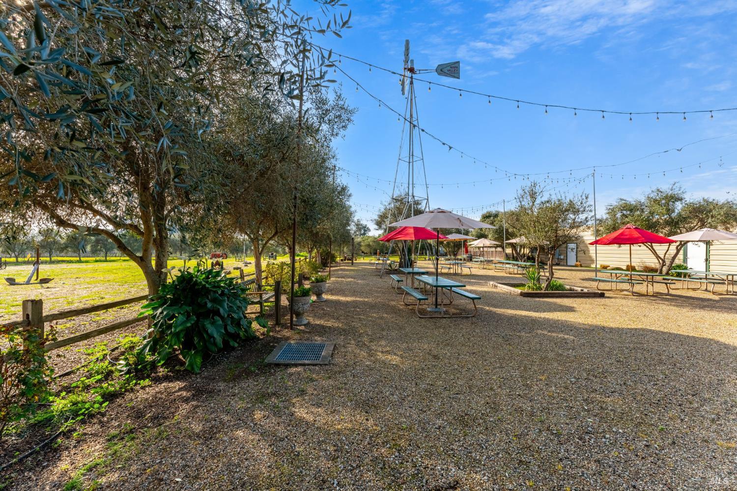 Detail Gallery Image 36 of 70 For 3106 Golden Gate Dr, Napa,  CA 94558 - – Beds | – Baths