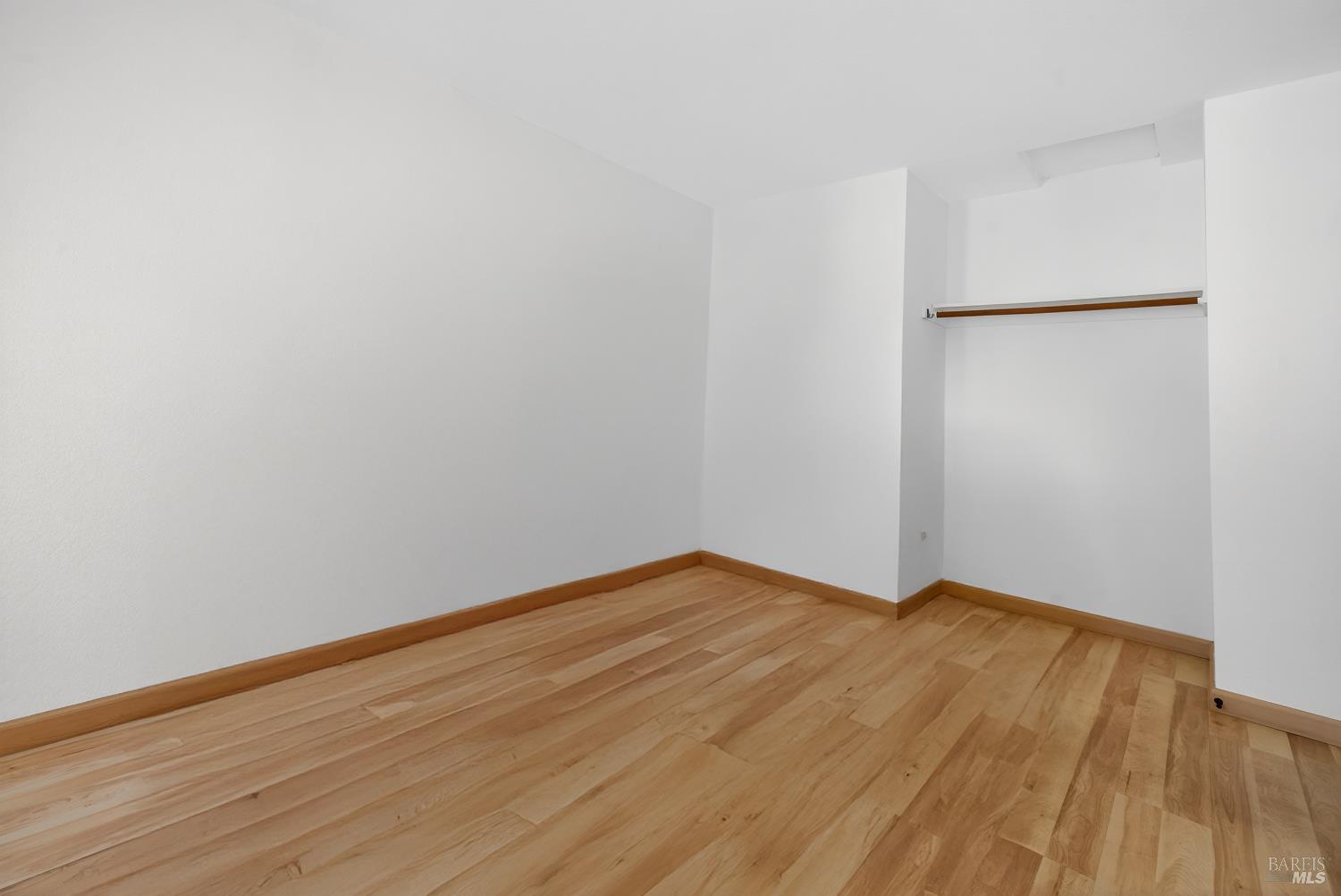 Detail Gallery Image 16 of 31 For 305 Westmont Pl, Santa Rosa,  CA 95401 - 3 Beds | 2/1 Baths