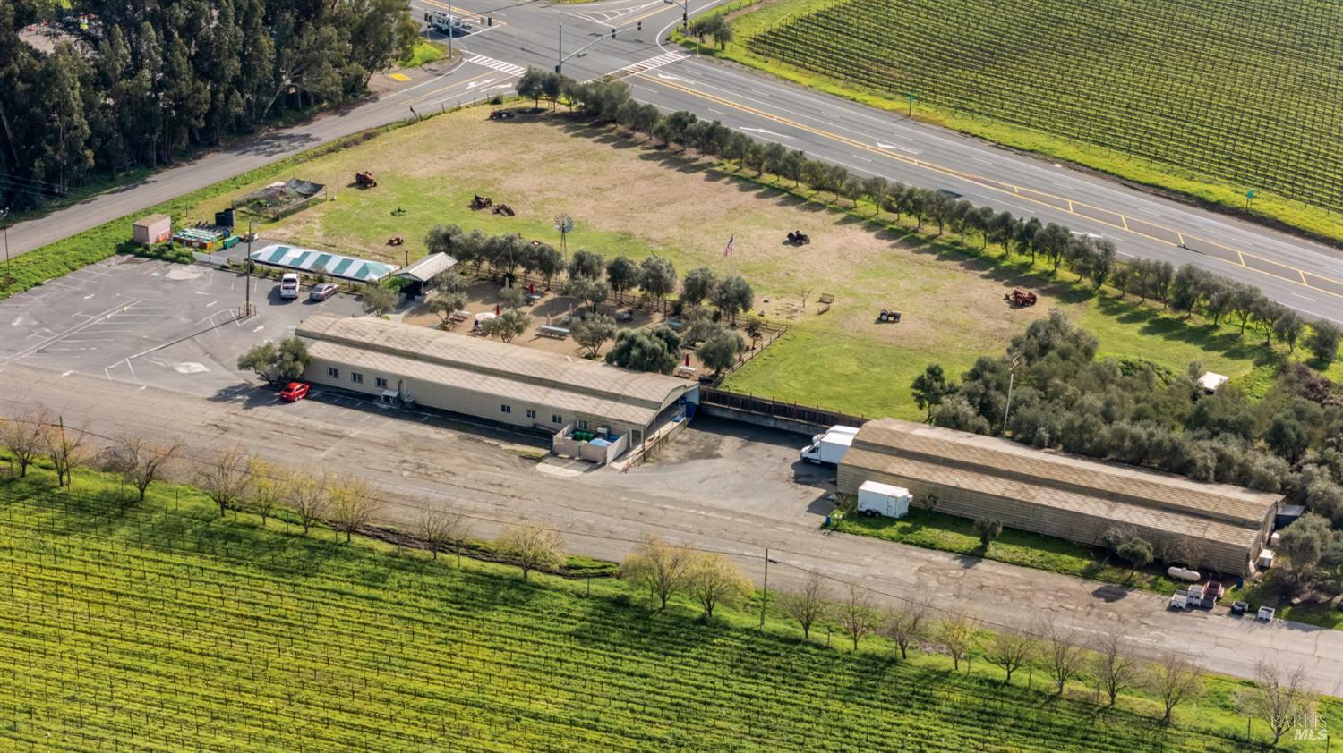 Detail Gallery Image 6 of 70 For 3106 Golden Gate Dr, Napa,  CA 94558 - – Beds | – Baths