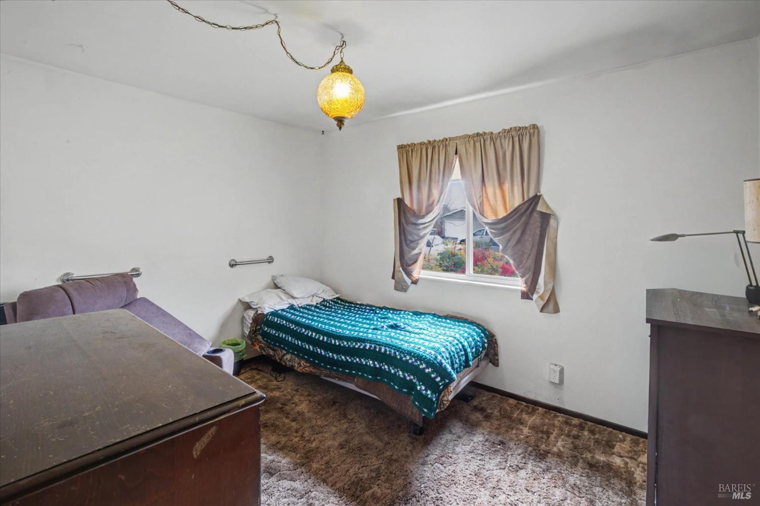 Detail Gallery Image 10 of 43 For 828 Laguna St, Napa,  CA 94558 - 3 Beds | 2 Baths