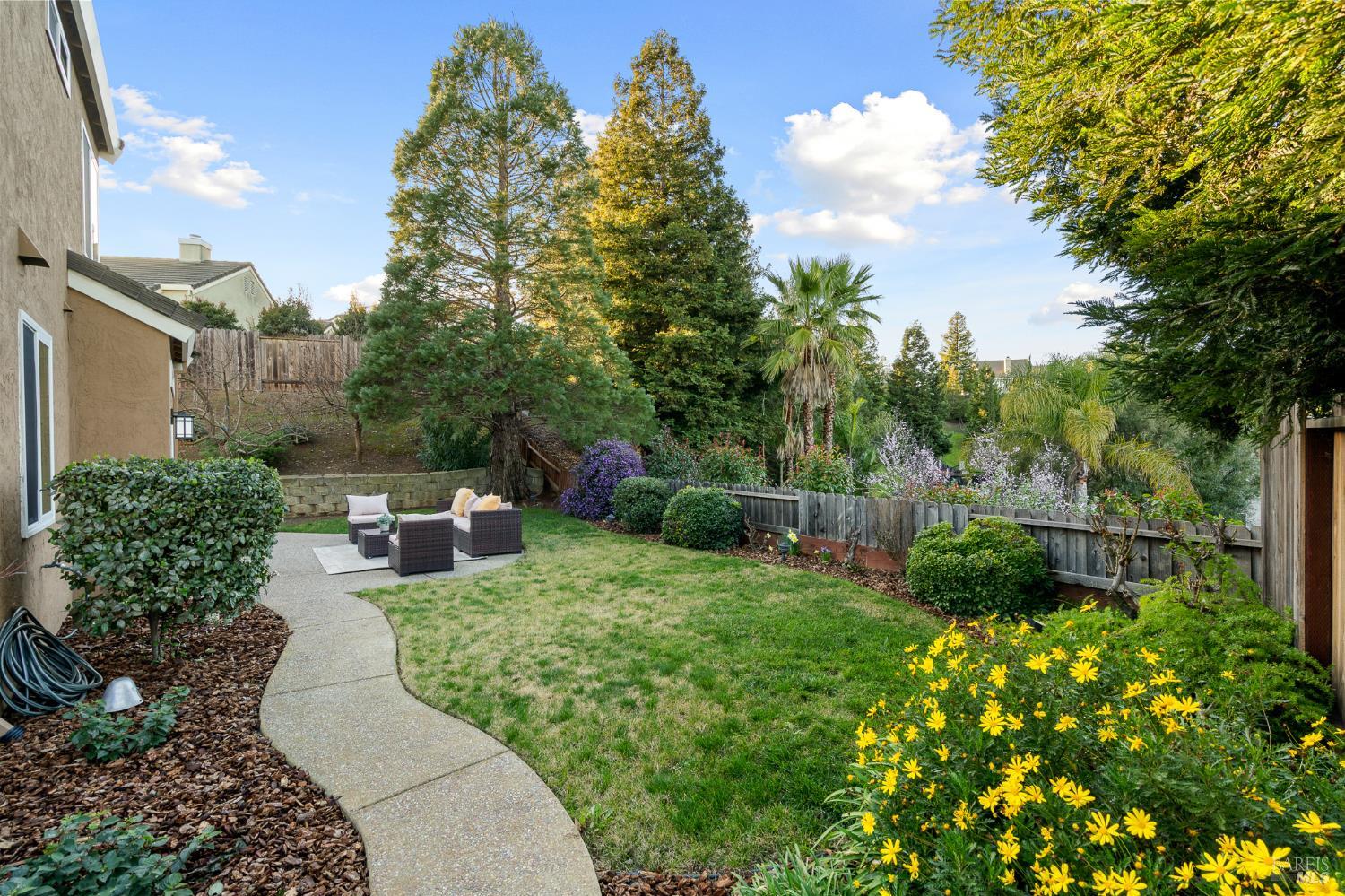 Detail Gallery Image 69 of 80 For 365 Allen Way, Benicia,  CA 94510 - 4 Beds | 3 Baths