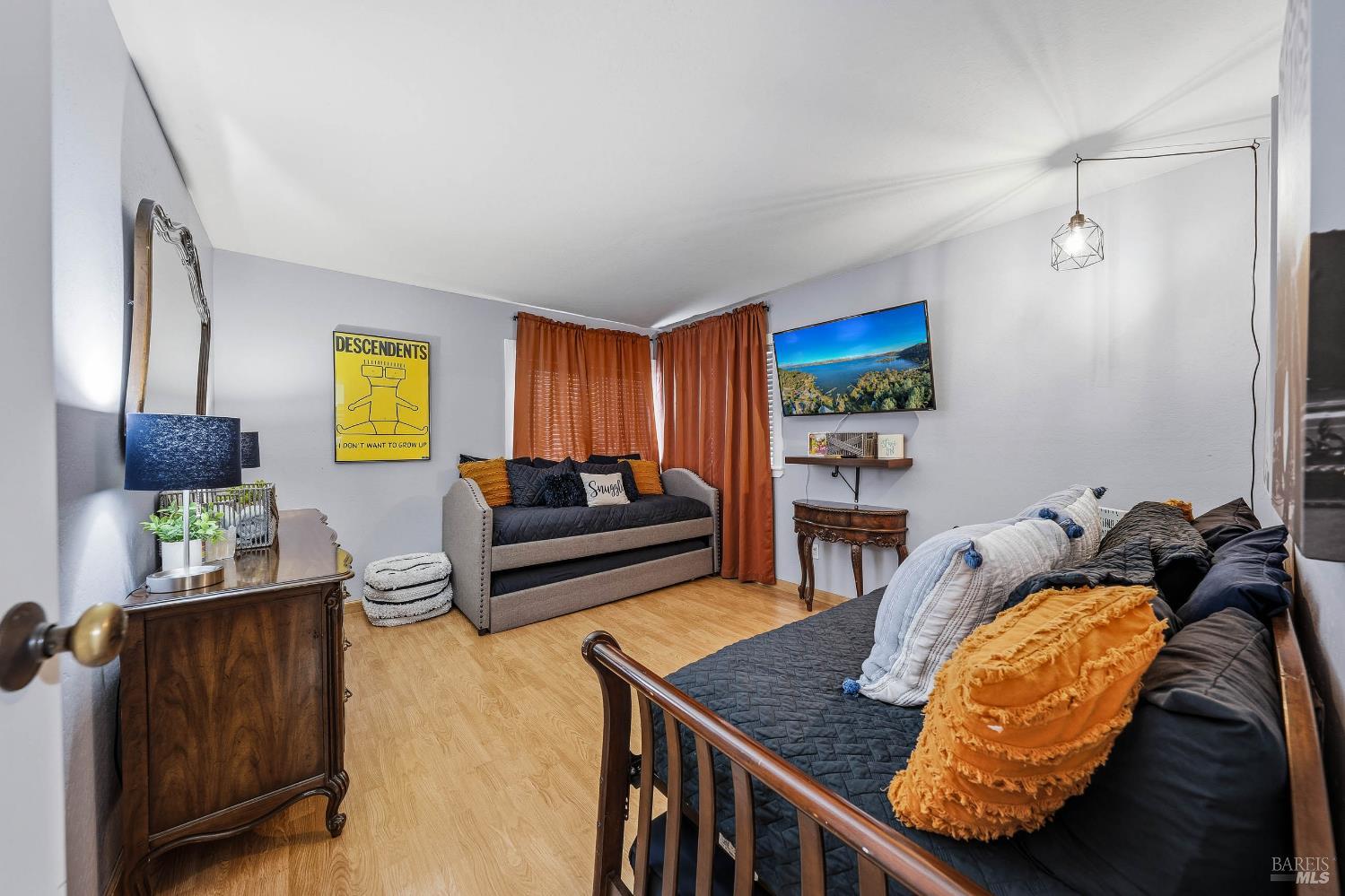 Detail Gallery Image 24 of 59 For 5740 Sunrise Dr, Lower Lake,  CA 95457 - 3 Beds | 2 Baths